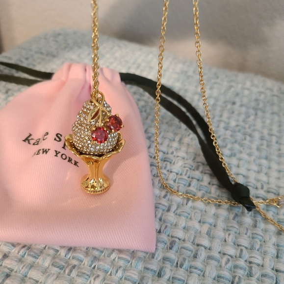 NWT - Kate Spade🍦Ice Cream Sundae Necklace - Picture 1 of 11